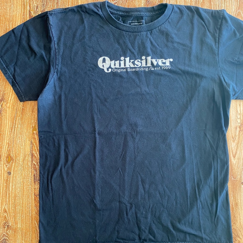 Men's Quiksilver BLACK Short Sleeve T-Shirt, Regular Fit Size L